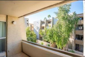 Relaxing Condo with Parking - Minutes to Old Town!