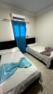 روف غرفتين مكيف فيو بانوراما بحر شارع جيلاتي عزة البوسيت - Air-conditioned 2br roof with panoramic sea view