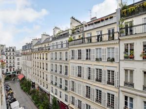 Charming Apartment - Mobility Lease