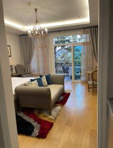 Blue Sky Khao Kho Castell Condo 922