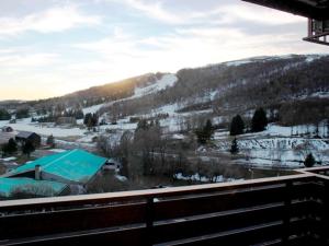 Studio rénové au cœur de la station proche pistes et lac - FR-1-814-18