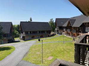 Duplex spacieux avec piscine aux Bois de la Reine - FR-1-814-60