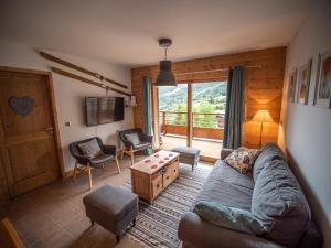 Appartement familial 3P à 50m des pistes avec Wifi, balcon et lave-linge - FR-1-356-532