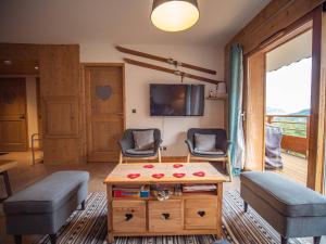 Appartement familial 3P à 50m des pistes avec Wifi, balcon et lave-linge - FR-1-356-532