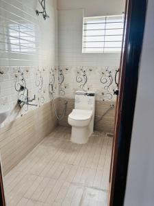 1 BHK Next to the Beautiful Park - 302