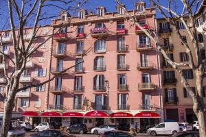 2 gwiazdkowy hotel Hotel le Dauphin Ajaccio Francja