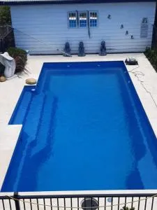 Rae's on Beach - Hannam Vale