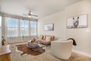 Cowtown 1 bedroom Downtown FTW