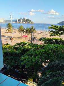 Apartamento de frente a praia com vista para o mar