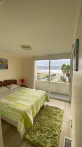 Edificio Costazul inserto playa La Herradura