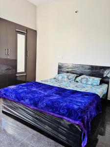 2 BHK Next to the Beautiful Park - 301