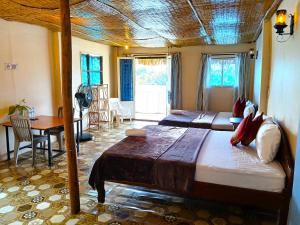 Green Mango Bungalows