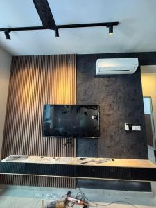 New metacity 2R 5pax 3min to mrt farm in the city A 0727