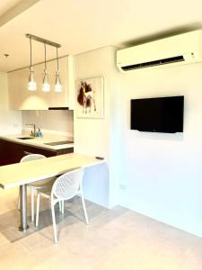 Tambuli Resort - Fully furnished premium studio