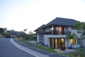 3-Bedroom Haven in Anvaya Cove - Malawin