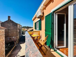 160 sqm Sea View Apartment