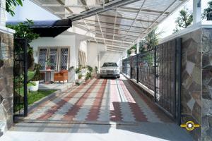 Namdur Gria Sinom - Charming Javanese Style Villa