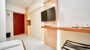 Circuit Hostel