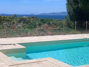 Corsicadream cupabia, appartement dans villa proche Porticcio, vue mer, piscine