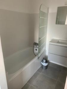 Appartements Corsicadream cupabia, appartement dans villa proche Porticcio, vue mer, piscine : photos des chambres