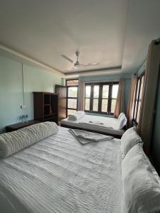 Sauraha Guest House