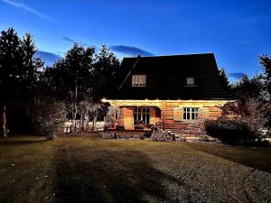 Sękata Chata - drewniany domek z jacuzzi