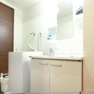 Mutsumi Shinimamiya 701 むつみ庵新今宮 701