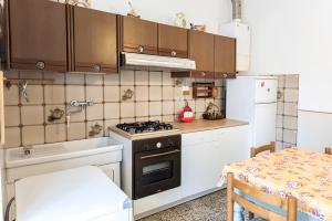 S266 - Sirolo, quadrilocale con giardino e posto auto