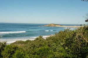 Cove Rock Beachhouse - Kiddʼs Beach