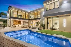 Hutton Modern - 比弗利山庄