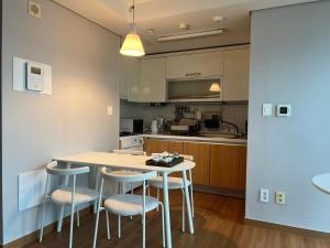 Close to Seoul Station Warm Home with Seoul Park View
