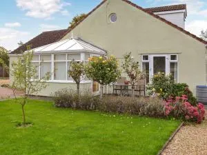 East Side - Crowland