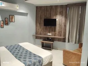 Hotel Premium - Uwārsad