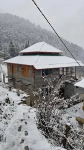 Mountain's Melody Homestay - Sainj