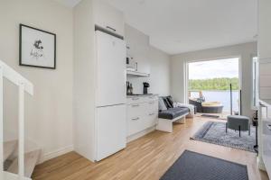 Comfortable Apartment with private dock