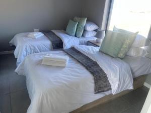 Lagoon Views Luxury Apartment Langebaan
