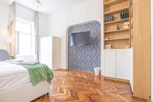 Amazing 3 BR Apt, 15 Min to Landstraße Hub