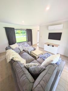 Home with Golf Course Frontage !