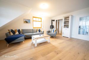 Ferienwohnung Alice mit 2 Balkonen und Meerblick