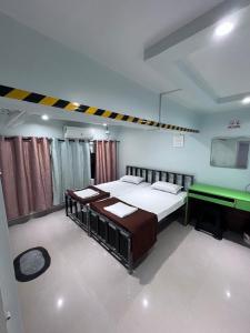 MAMA Lodging & Boarding