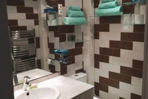 Appartements Cosy F1 avec grande terrasse a 2 pas du tramway : photos des chambres