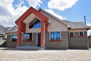 Barnabas Nakuru Comfy Homestays - Mbaruk