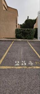 Studio 4 pers avec piscine, tennis et wifi