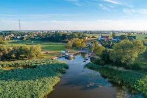 Fauler Schlafplatz - Hausboote und Fischkutter direkt am Meer - Ducherow
