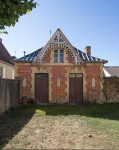 Villas Le Manoir d-Isly : Villa