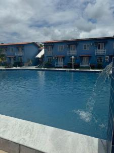 Apto Térreo Mobiliado com Piscina - 400m da Praia de Taperapuan, Próximo ao Axé Moi- Golden Dolphin Residence