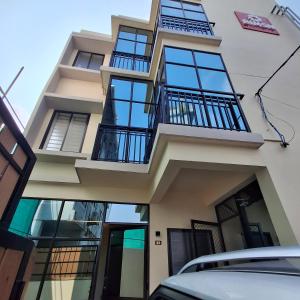 Skylux service apartments
