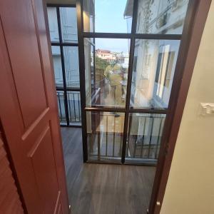 Skylux service apartments