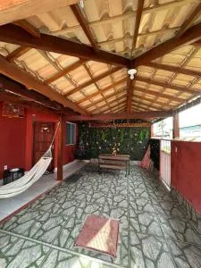 Casa para temporada em condomínio Orla 500, com piscina em unamar - Cabo Frio - Tamoios