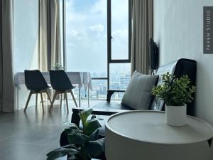 My Studio at Empire Damansara - Netflix & Wifi
